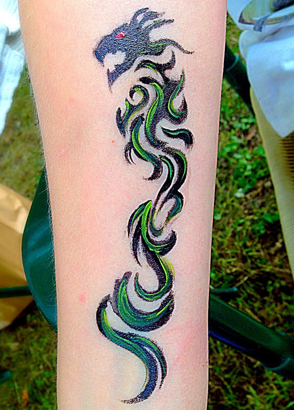 event-kinderschminken-tattoo-39